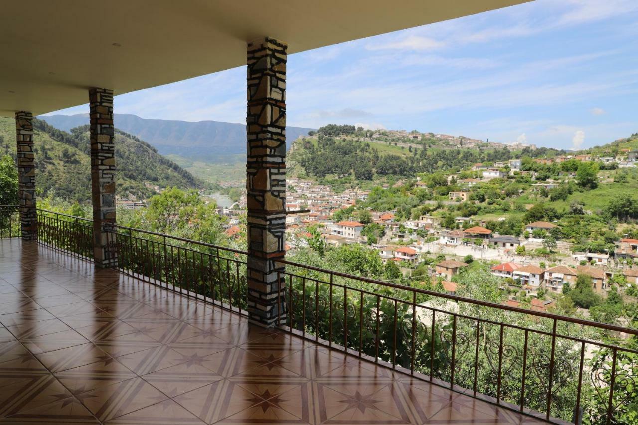 Guest House Pashollari Berat Exterior foto